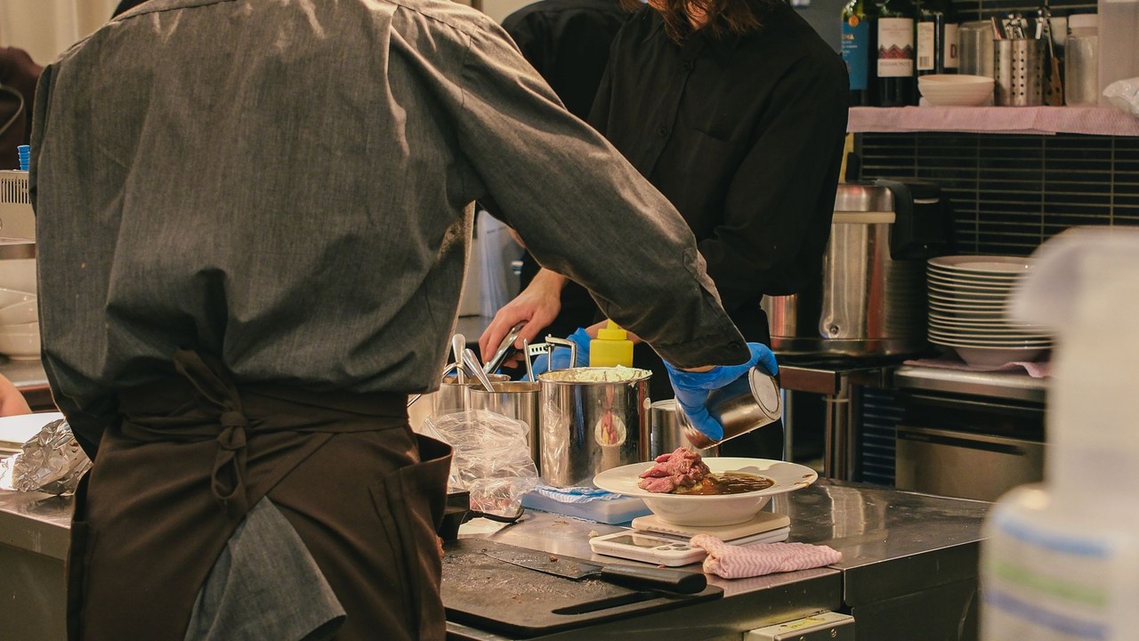 Forty-six restaurant workers recovered $613,037 after investigators found minimum-wage and overtime violations.