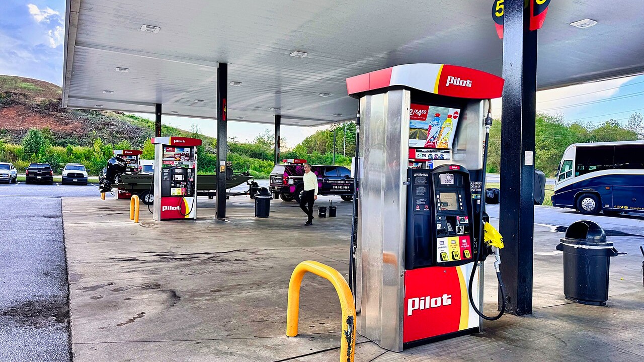 Pump prices are forecast to reach about $3.40 a gallon by the fourth quarter