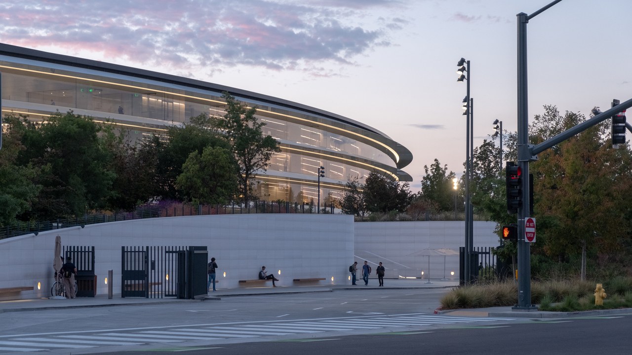 Apple will pay $150,000 to a worker fired after asking for the Sabbath off