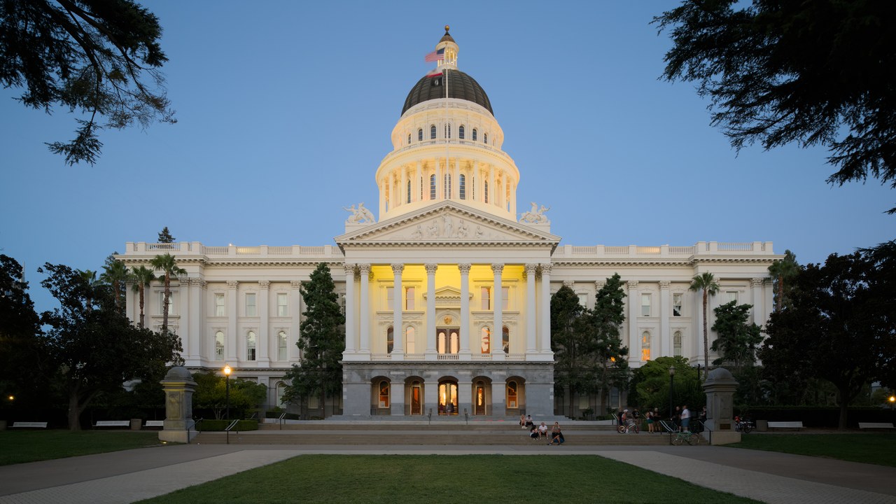 California’s minimum wage hits $17.40 in January, lifting the salary that exempts a worker from overtime to $72,384
