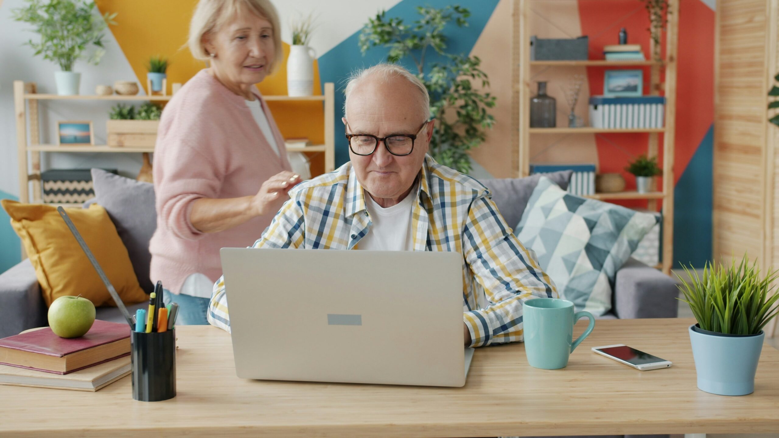 People 65 and older can claim a new $6,000 bonus tax deduction on returns through 2028