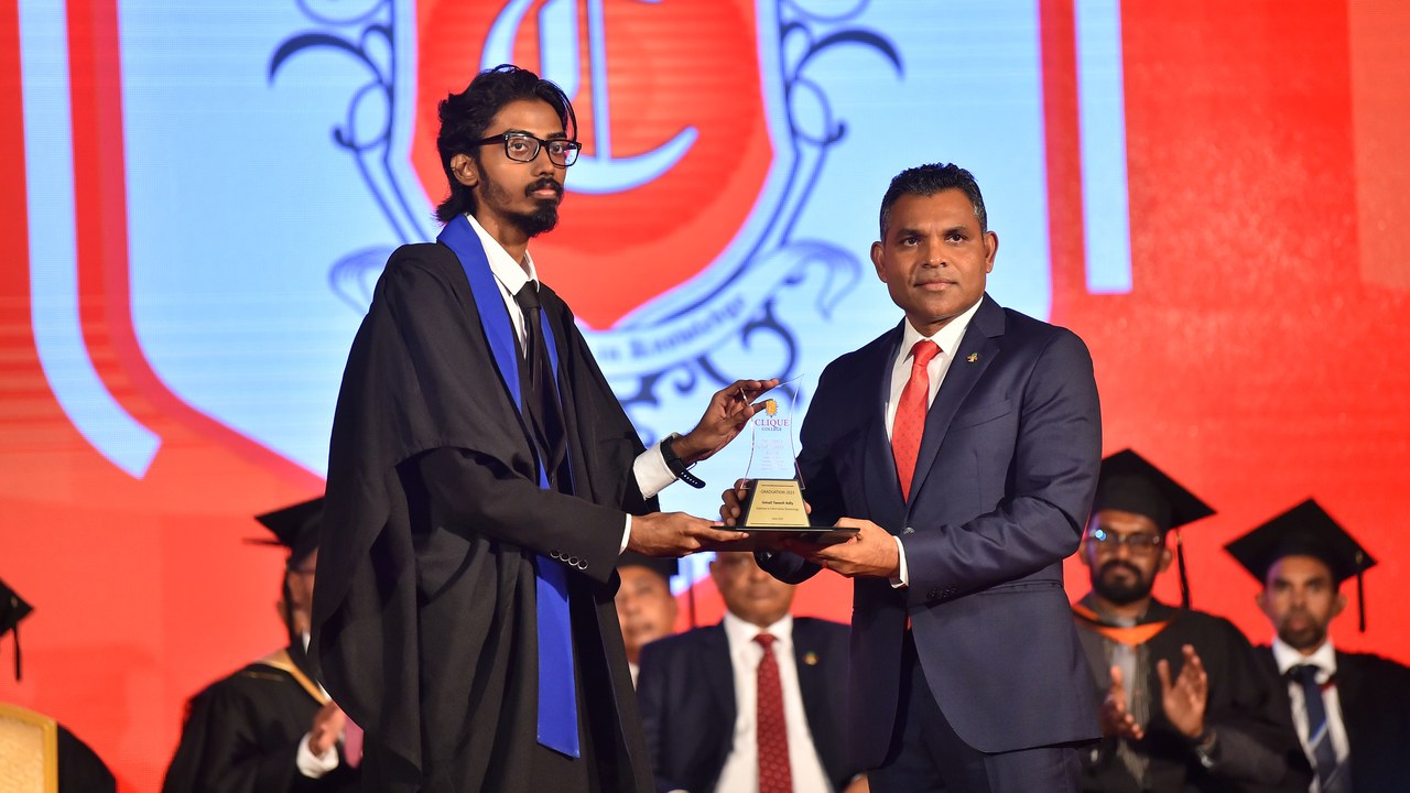 Image Credit: The President's Office, Maldives - CC BY 4.0/Wiki Commons