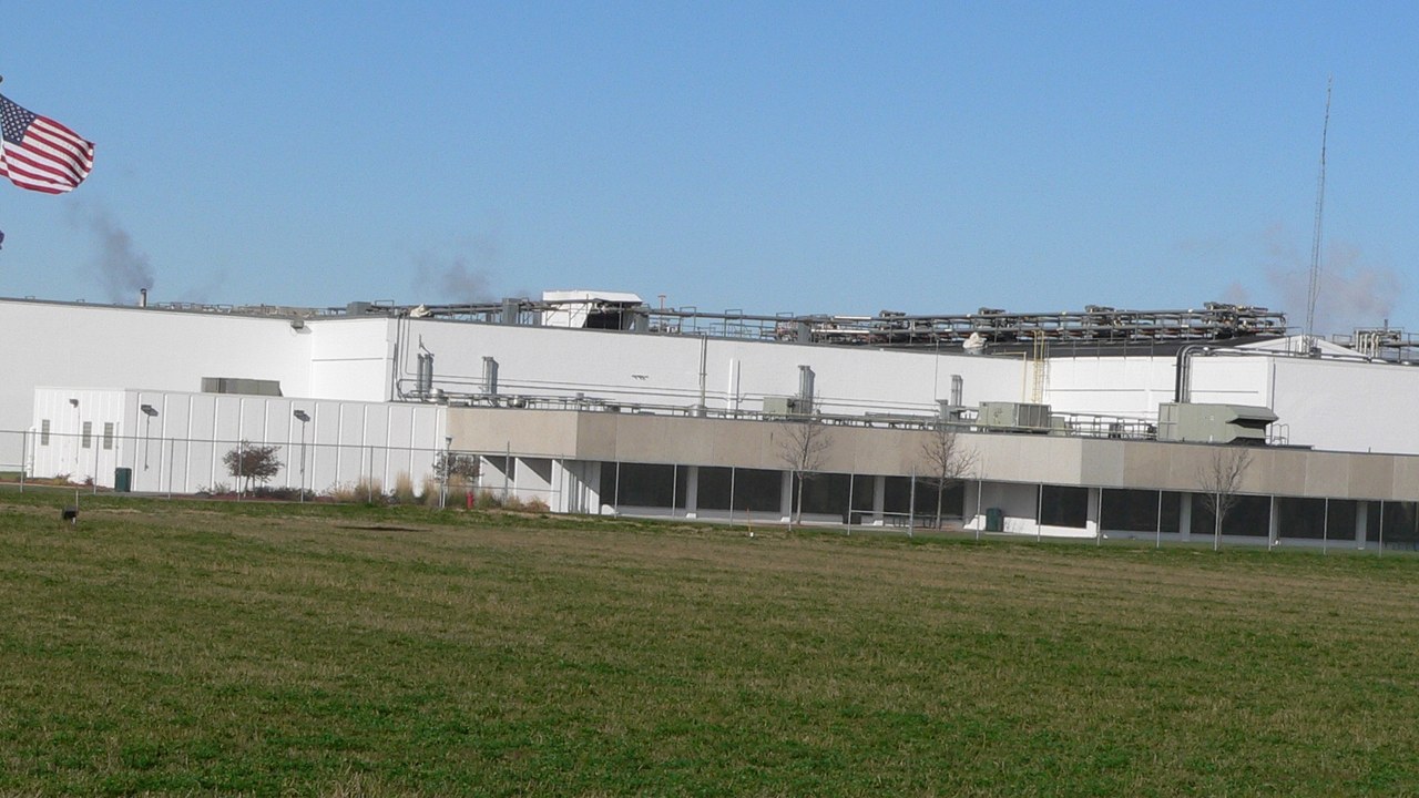 Tyson closed two beef plants in one day, blaming one of the most historic cattle shortages ever