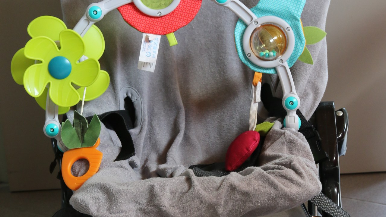 CPSC warns against Flyboss infant bouncers, citing a collapse and impact-injury risk.