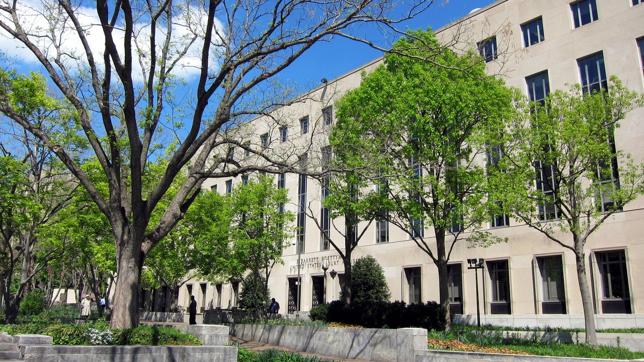 A commodities court order pairs $547,616 in restitution with a $5.9 million penalty