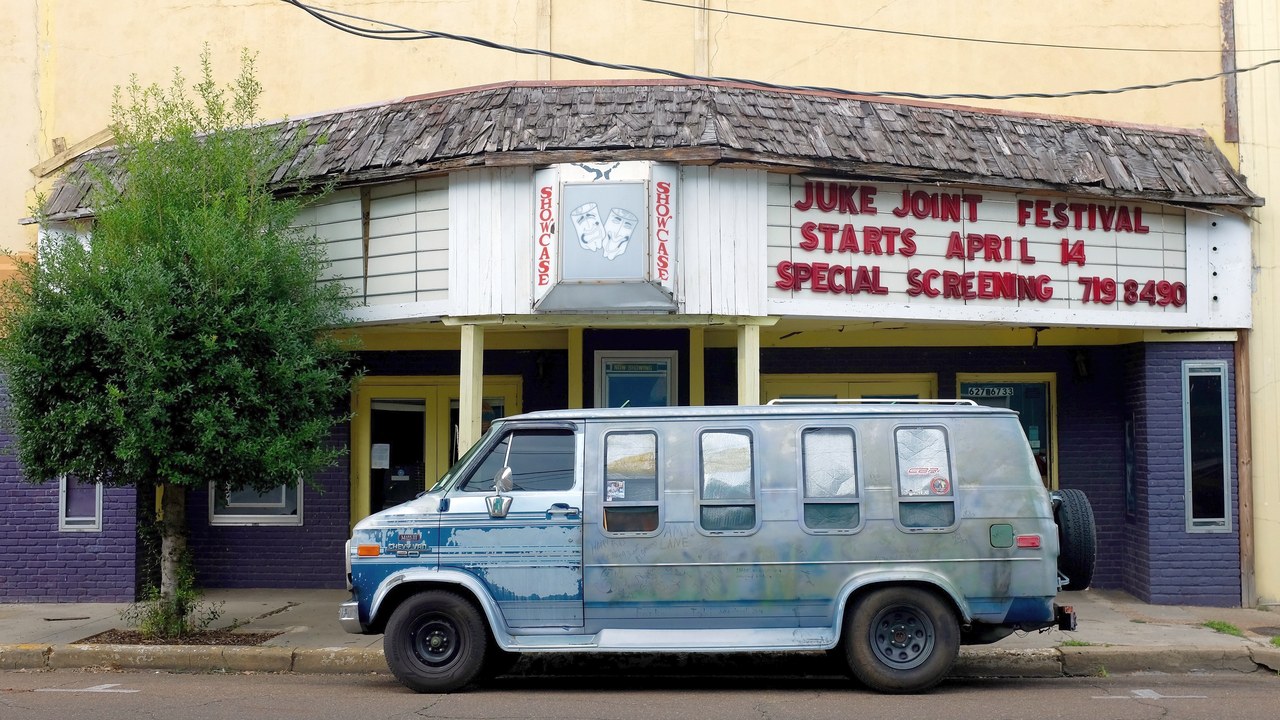 A Mississippi blues club will pay $35,000 over a co-owner accused of harassment