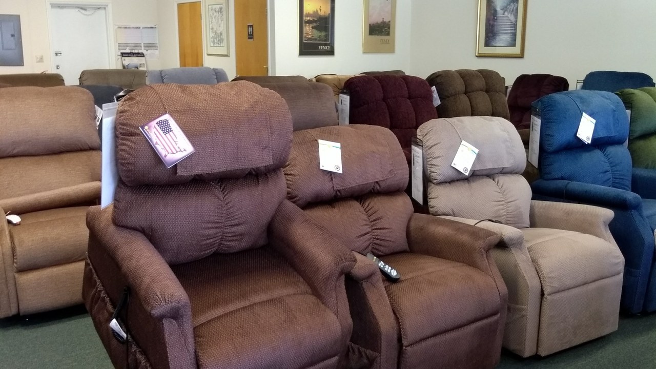 About 51,000 recliner battery packs sold on Amazon for about $105 are recalled, and owners can get a free replacement