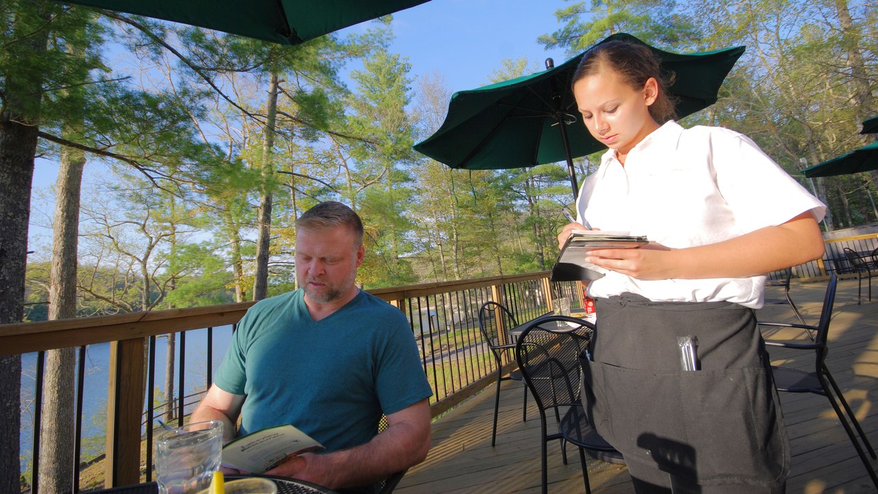Eating out is rising 3.6 percent this year while groceries rise 2.5 percent