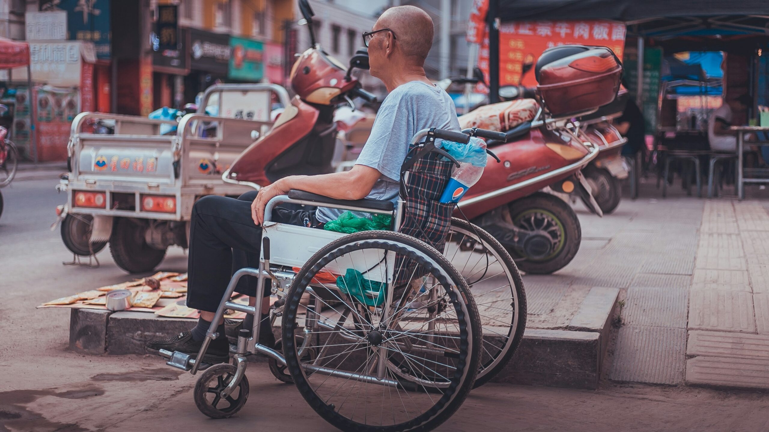 Social Security lets a disabled worker earn $1,210 in a month without spending a trial work month