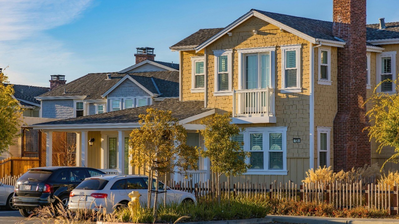 Home insurance rose in 45 states and the District of Columbia last year, and held flat or fell in only five