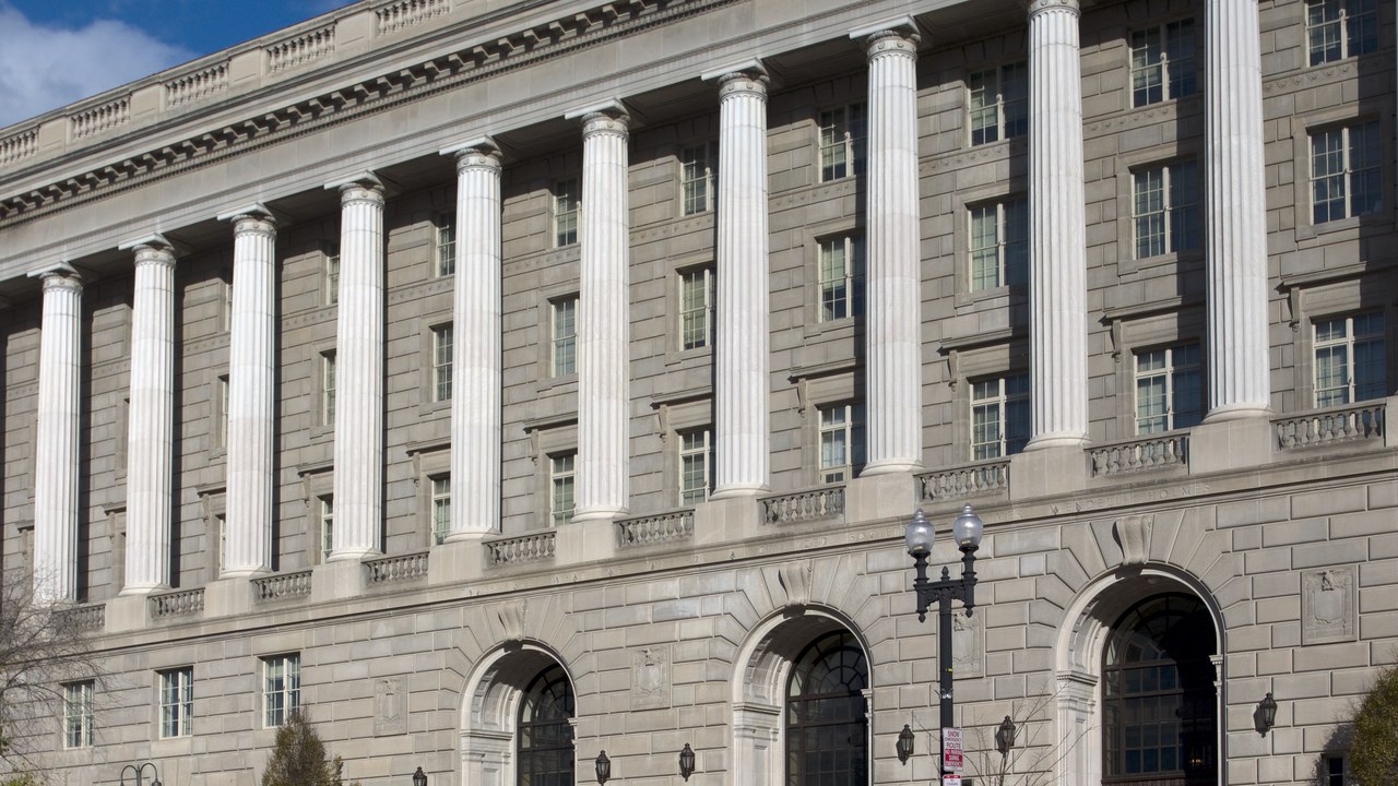 Interest on unpaid federal tax stays at 7% a year for the quarter starting October 1
