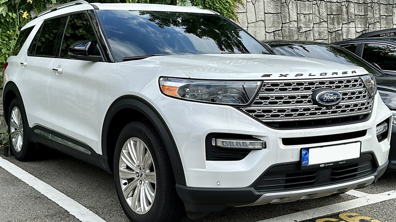 New car prices in the government’s index are up just 0.6 percent in a year