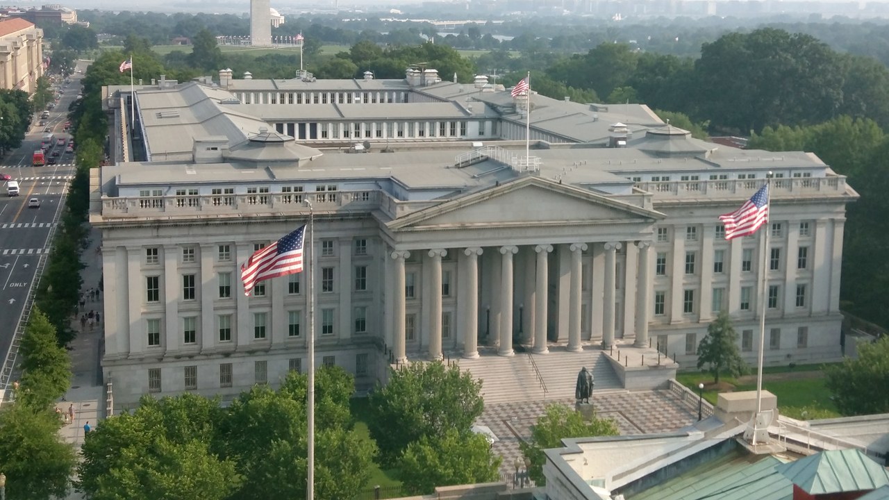 Turning 65 by the last day of 2026 opens the $6,000 senior deduction, meaning a birthday before January 2, 1962.