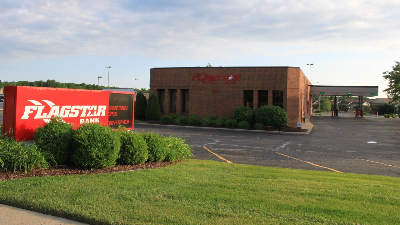 A judge’s October 5 approval clears payments to people who filed in the Flagstar data-breach case, a class of about 2.19 million, with cash estimated at $60 each