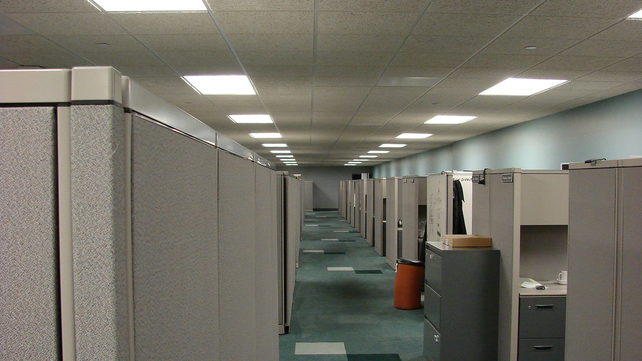 Bechtel Power will close its Reston, Virginia office on November 16, ending 200 jobs