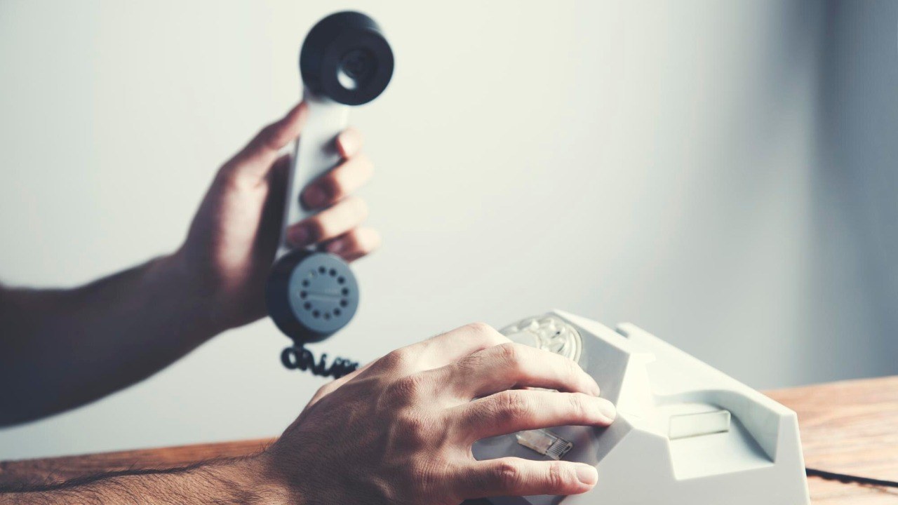 FTC impostors are threatening to deactivate phone numbers and demanding a security deposit
