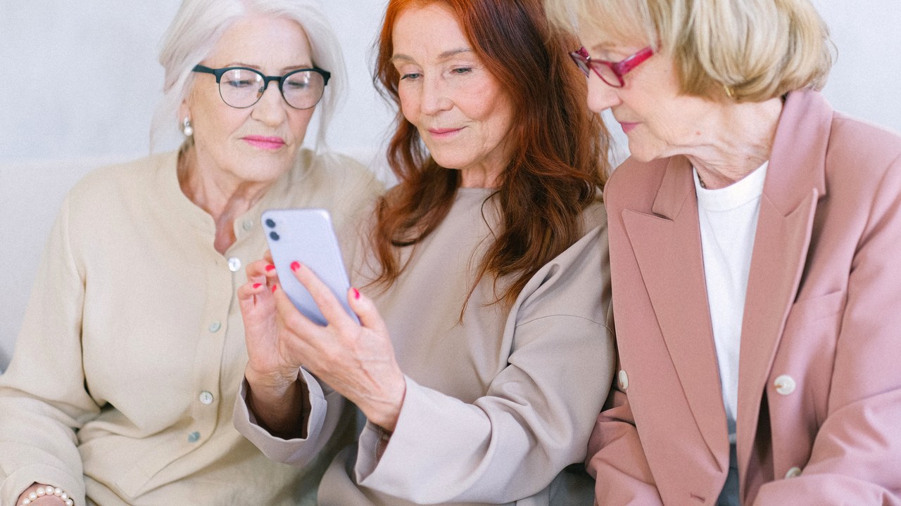 Medicare impostor calls spike before Dec. 7, with one retiree reporting more than a dozen a day