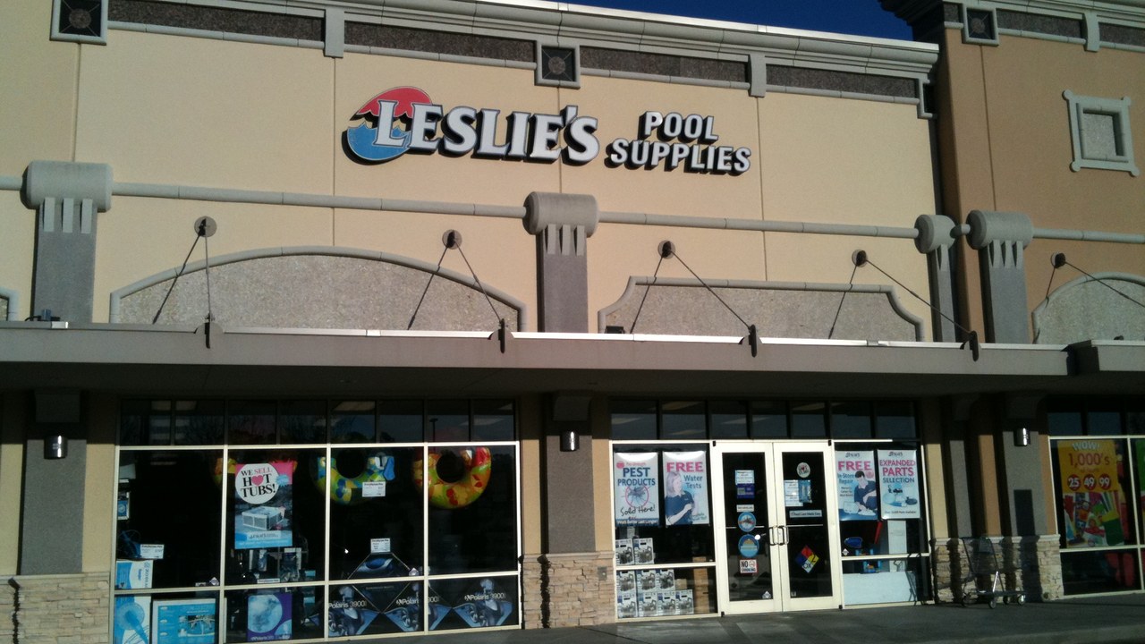 Leslie’s is closing 76 pool supply stores in a prearranged Chapter 11 case