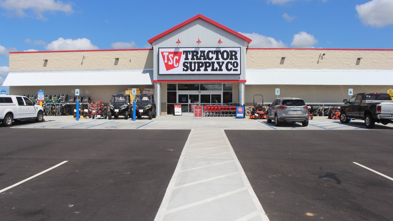 DR Power Pilot and Premier trimmer mowers sold for $380 to $550 at Ace, Tractor Supply and other stores get a free repair kit after 19 fire reports