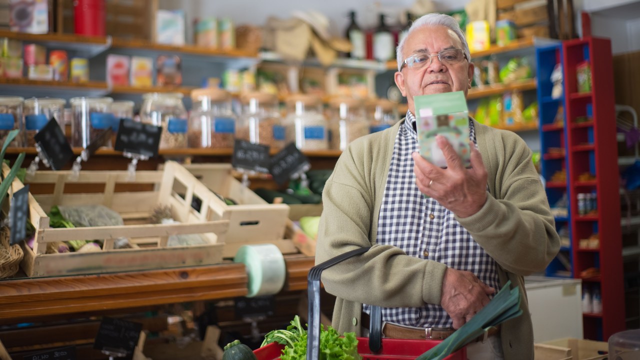 Oregon’s SNAP rolls fell to 639,261 people in 395,448 households in August, from more than 740,000 people the state reported in September 2025