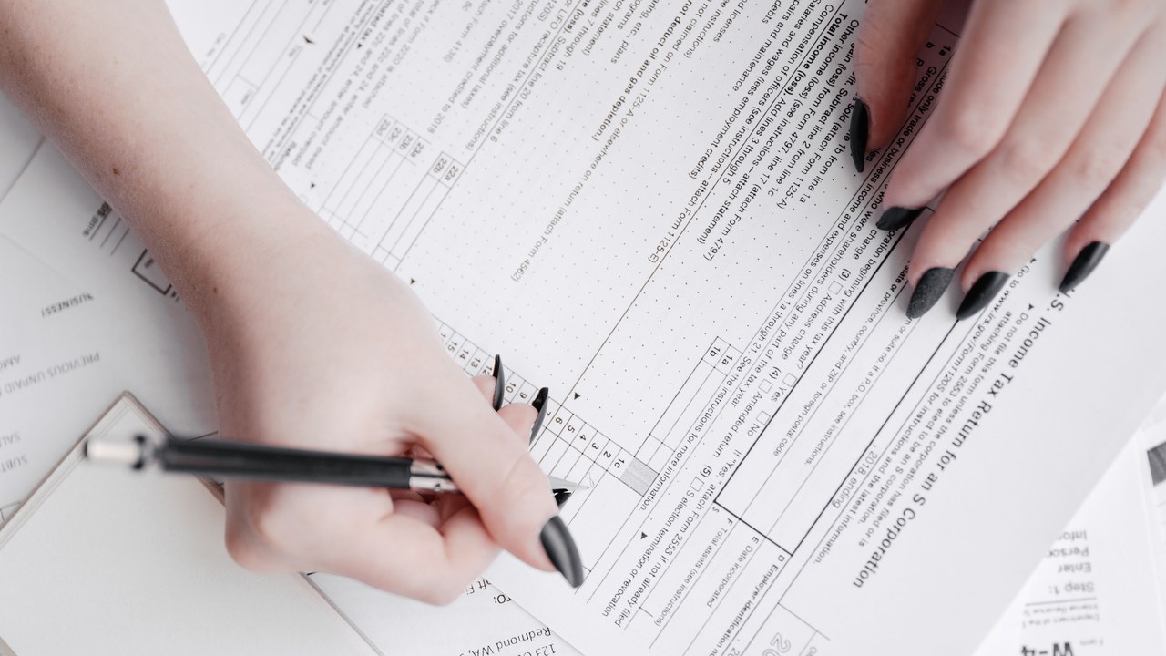 Montana cuts its top income tax rate for 2027 and widens a lower bracket