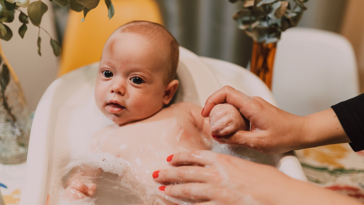 ONTHEWEI is refunding 2,140 baby bath seats in full