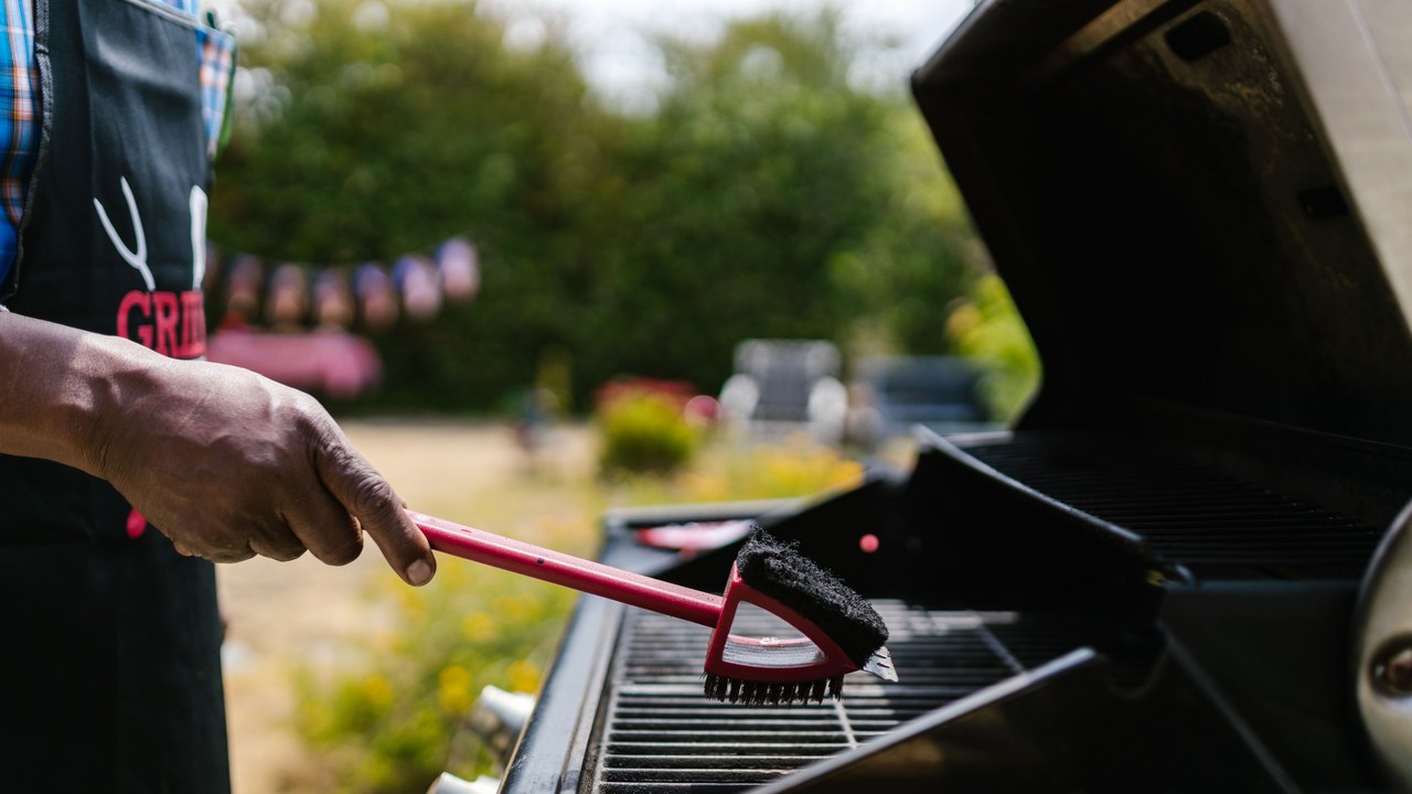 Walmart offers refunds or store credit on about 4.48 million recalled grill brushes