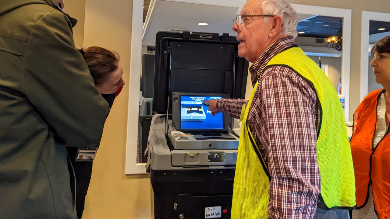 Poll workers paid $2,700 or more in 2027 owe Social Security and Medicare taxes