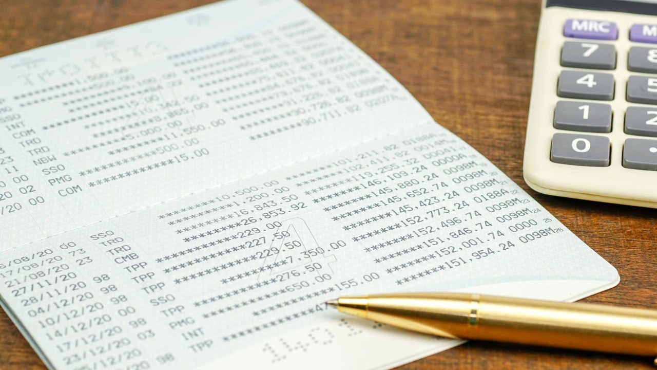 A bank owes provisional credit if a transfer dispute passes 10 business days
