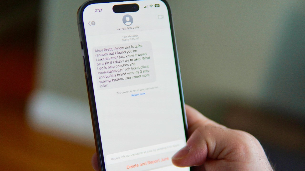 The FBI says fake voter-registration texts are harvesting personal data