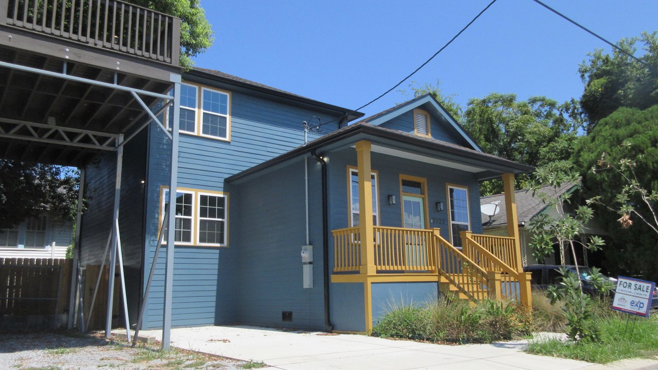 Older and disabled Oregon homeowners with household income up to $70,000 can still file by December 1 to defer property taxes, with a late fee of up to $180
